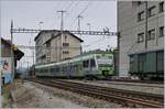 Der BLS RABe 525 026 erreicht als S44 nach Sumiswald-Grünen Lützelflüh-Goldbach. 

21. Sept 2020