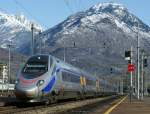 SBB ETR 610 trifft am 31.03.2010 als EC 37 Genve - Venezia S.L in Domodossola ein.