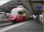 Der RAe TEE II wartet in Lausanne auf die Abfahrt.
