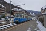 Der ABDe 8/8 4001 wartet in Chernex als Regionalzug 2327 auf die Abfahrt.