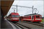 Whrend der CJ BDe 4/4 I 608 mit Rangieraufgaben fr den Baudienst beschftigt ist, wartet der BDe 4/4 612 auf die Abfahrt nach Saignelegier.