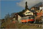 Das Bipperlisi, noch fast in den SNB/OJB Originallackierung, als MOB Be 4/4 1007 unterwegs als Regionalzug Richtung Montreux bei Planchamp.