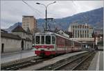 Der TPC AOMC Be 4/4 102 mit Bt (beide ex Birisgtalbahn) wurden mangels Zahnrad bei der AOMC zwischen Aigle und Monthey Ville eingesetzt.