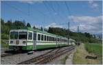 Der RBe 4/8 49 und LEB Be 4/8 34  Prilly  verlasen die Station Jouxtens-Mézery in Richtung Lausanne Flon.

22. Juni 2020