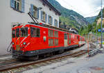 Der Elektrische Zahnradgepäcktriebwagen MGB Deh 4 /4 II - 93 „Oberwald“, ex FO Deh 4/4 II – 93, steht am 02.08.2019 mit ihrem Schöllenenbahn Regionalzug nach Andermatt, im Bahnhof Göschen zur Abfahrt bereit.

Der Gepäcktriebwagen wurde 1979 von SLM (mechanischer Teil, Lokomotivkasten) und BBC (elektrische Ausrüstung) gebaut.