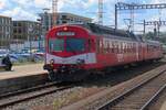 RM, später BLS, heute BLS Historic 566 222 treft als Extrazug ein in Burgdorf am 17 Mai 2025 während das herrlichen Spektakel  150 Jahre Emmentalbahn . 
