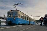 Der MOB ABDe 8/8 4002 VAUD beim Halt in Saanenmöser.