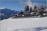 Ein MOB Alpina Regionalzug ist im verschneiten Les Avants auf dem Weg von Zweisimmen nach Montreux. 

3. Jan. 2025 