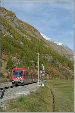 Ein  Zermatt-Shutle  unterwegs nach Zermatt.