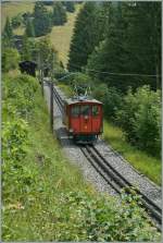 Auf Talfahrt: MG HGe 2/2 N 2 zwischen Crt-d'y-Bau und Haut-de-Caux.