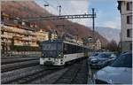 Die MOB GDe 4/4 6005 ist mit ihrem MOB Golden Pass Panoramic aus Zweisimmen in Chernex angekommen und fährt nun nach Montreux weiter.