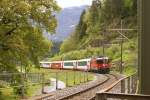 Ge 4/4 II 628 erreicht mit dem Glacier Express St.