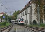 Mit dem 521 203 an der Spitze treffen zwei  Seehasen  von Engen in Konstanz ein. 

16. Sept. 2022