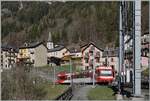 Der TMR Beh 4/8 N° 72 mit der UIC Nummer 72 (UIC 90 85 838 072-4 CH-TMRSA) ist auf dem Weg von Martigny nach Vallorcine und verlässt Finhaut.

9. April 2026