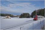 Wind, der warme Luft zuführte lies schon bald den Schnee zumindest auf den Bäumen schmelzen, wie dies Bild des TPF ABe 2/4 - B - Be 2/4 103 zwischen Vaulruz Sud und Le Verrerie zeigt.