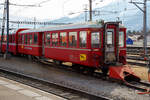 Der vierachsigen Mitteleinstiegswagen leichte Stahlbauart RhB B 2302 (ex B⁴ 2303, ex C⁴ 2303) zum „Fliegender Rhtier“ (ABe 4/4 501 – 504) am 20 Februar 2017 abgestellt