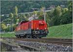 Die SBB Aem 940 025 ist bei Villeneuve auf dem Weg in Richtung Wallis.