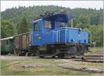Der CTVJ (Compagnie du Train a vapeur de la Vallée de Joux) Tem II 288 (94 85 1221 288-4) steht in Le Pont.