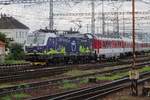 ZSSK 383 110 wirbt beim Einfahrt in Bratislava hl.st. am 27 Augustus 2021 fr das Europisches Jahr der Eisenbahn.