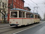 Lowa Wagen 156 mit grüßenden Weihnachtsmann am 08.12.2024 in der Rostocker Innenstadt.