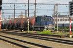 UniPetrol 741 512 zieht ein Ölzug durch Pardubice am 30 Mai 2012.