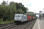 386 009-5 mit Seekisten für den Hamburger Hafen. Tostedt, 02.10.2021