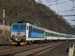 Die 162 013 am 04.04.2010 mit einem R unterwegs bei �st� nad Labem.