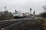 386 014-5 überquert bei Tršnice die Eger (Ohre) mit einem Elbtal-Umleiter in Richtung Cheb.