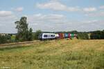 761 005 zieht über das Röslau-Viadukt von Seußen ein Elbtal-Umleiter in Richtung Marktredwitz, am Zug Ende schiebt 761 004.