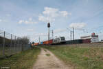 187 513-7 mit einem Containerzug in der Treuchtlinger Kurve in Nürnberg Hohe Marter.