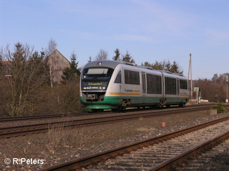 VT12 zieht bei Schnfeld eine VBG nach Schwandorf. 25.01.08